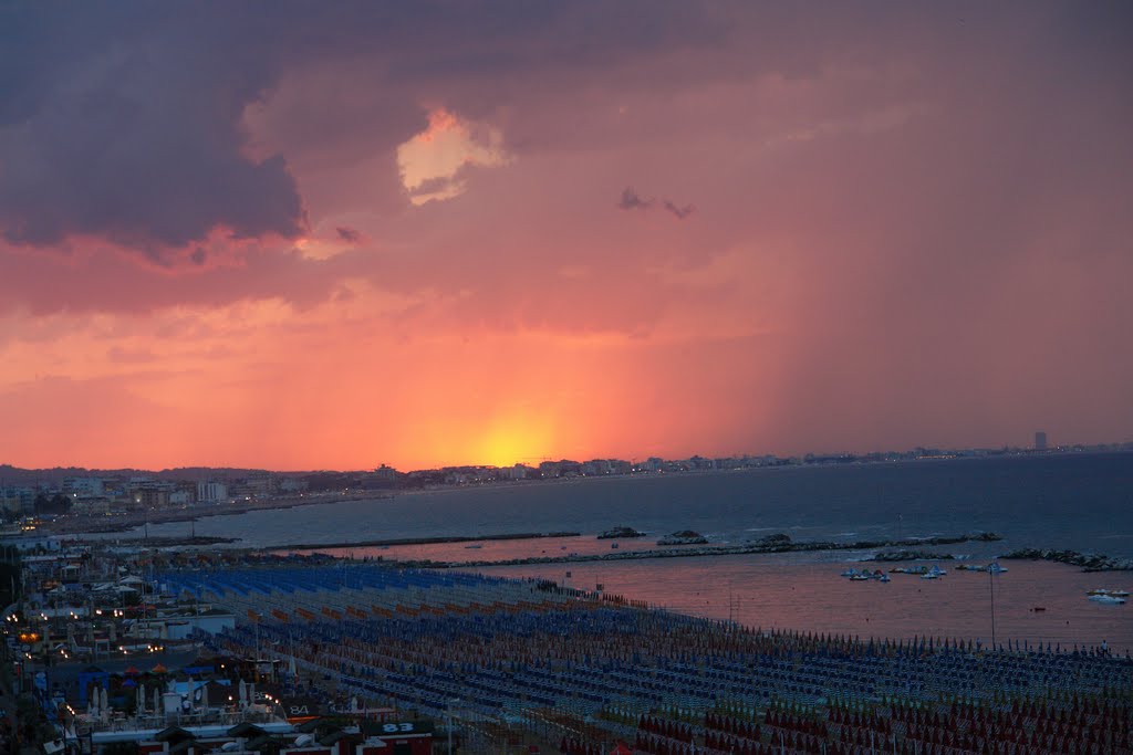 Sunset on Cattolica beach by ettorenea