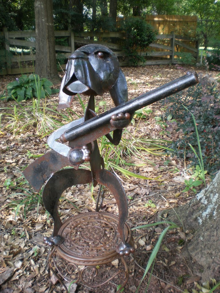 Metal beagle with shotgun by Xpeditor