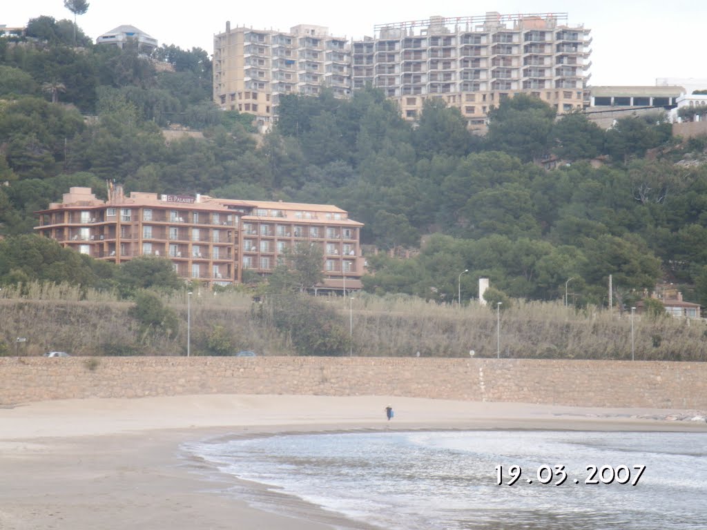 Playa Voramar, Benicàssim by TEODOR VESA