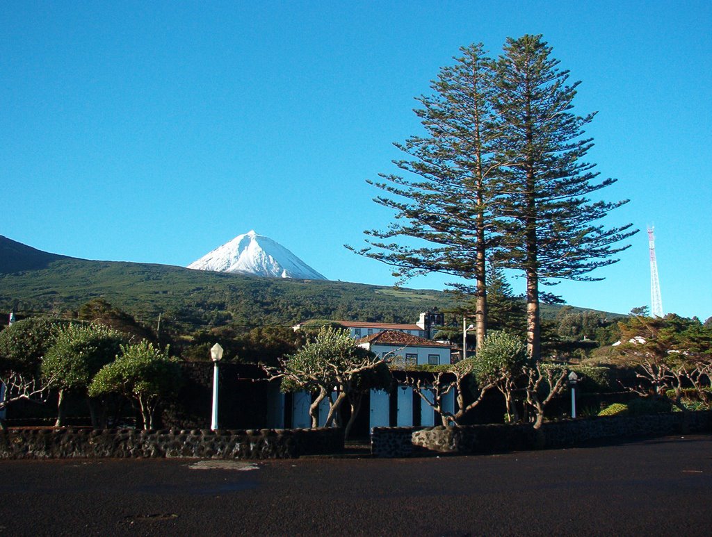 Pico visto do Cais do Pico by Rui Amaro Silva