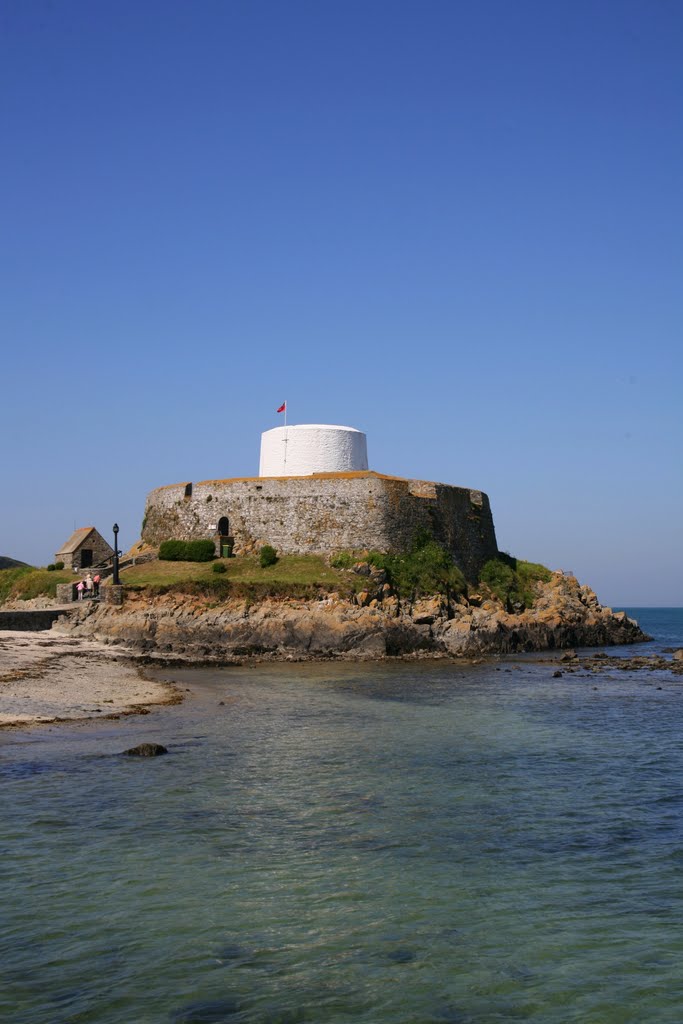 Fort Grey Shipwreck Museum, Saint Pierre du Bois, Guernsey by Hans Sterkendries