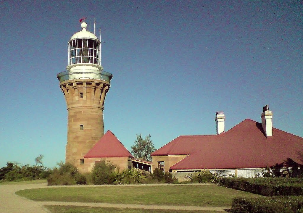 Barrenjoey , Lighthouse and Lighthousekeepers house .. by michaelecaine