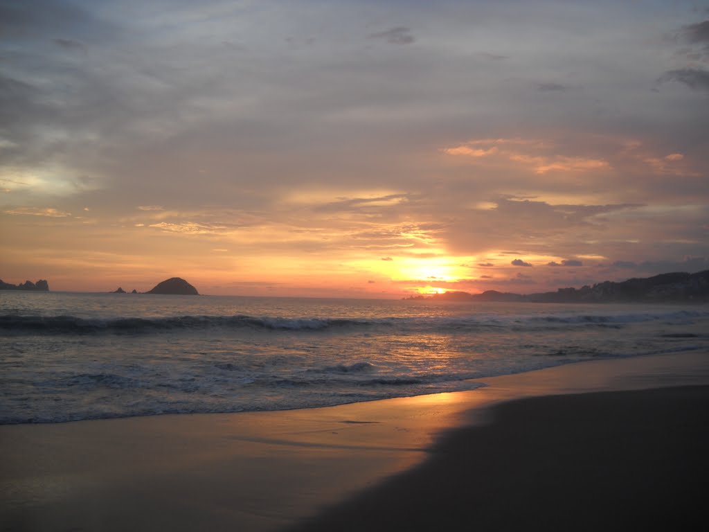 Ixtapa sunset by Travel