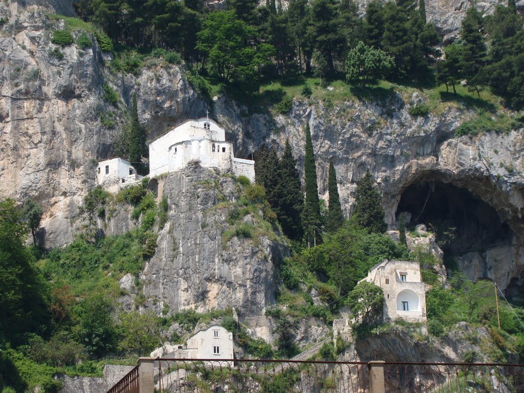 Atrani - Tre cappelle in montagna by Konstantin Mitroshen…