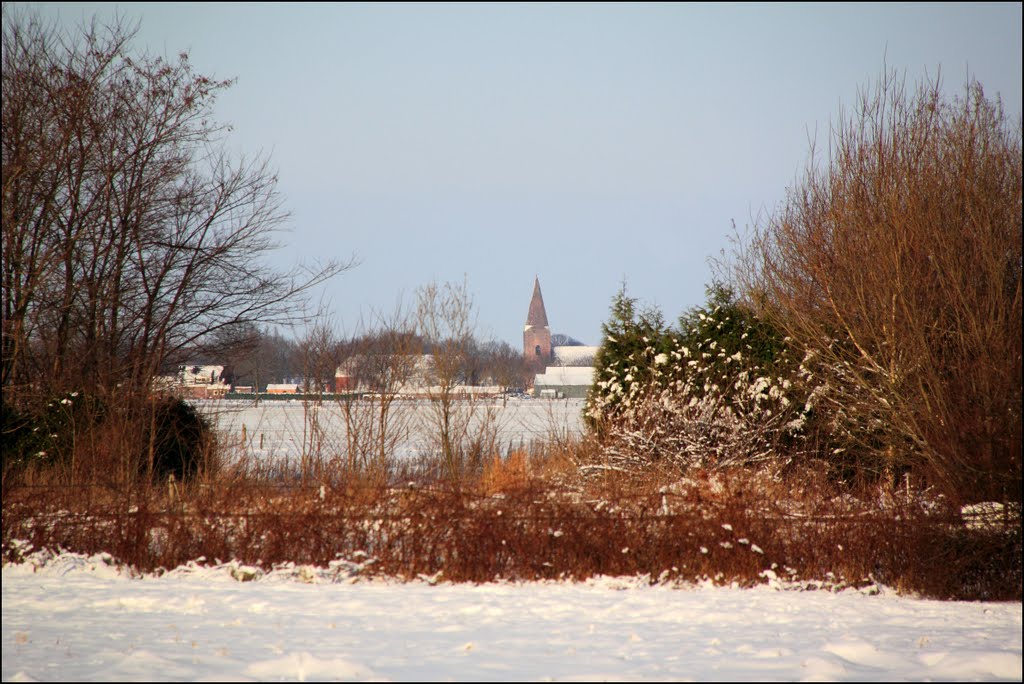 Onstwedde: Winters Landschap richting Hervormde kerk by © Dennis Wubs