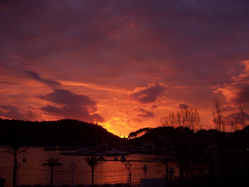 Sonnenuntergang in Pto. Soller by manzelino