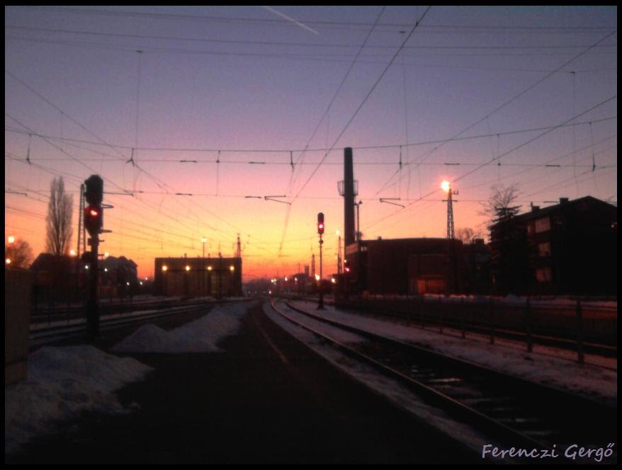 2010.12.18. Este a győri főpályaudvaron. by Ferenczi Gergő