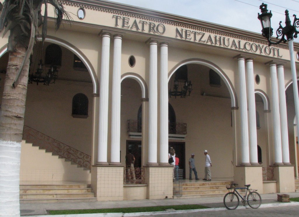 Teatro Netzahualcóyotl by Pedro Zurita Zaragoza