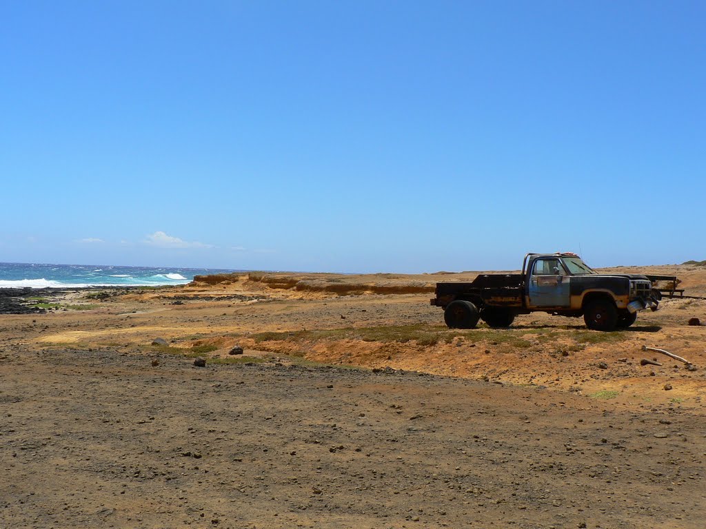 Abandoned pick up on the southpoint of Big Island by pph_777