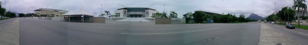 Av. Embaixador Abelardo Bueno - Autódromo de Jacarepaguá HSBC Arena by Julio Souza