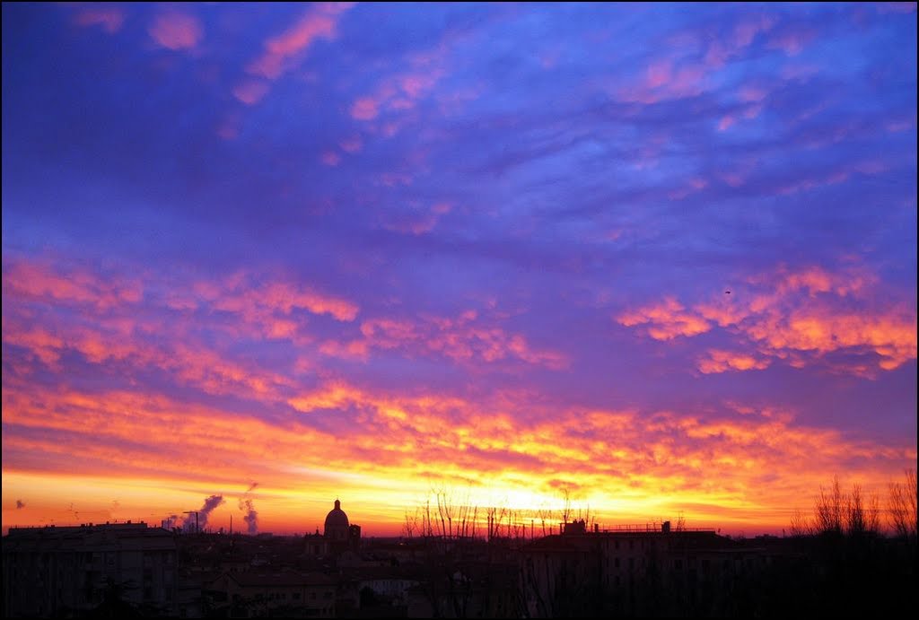 Alba sulla città by 'osolemio