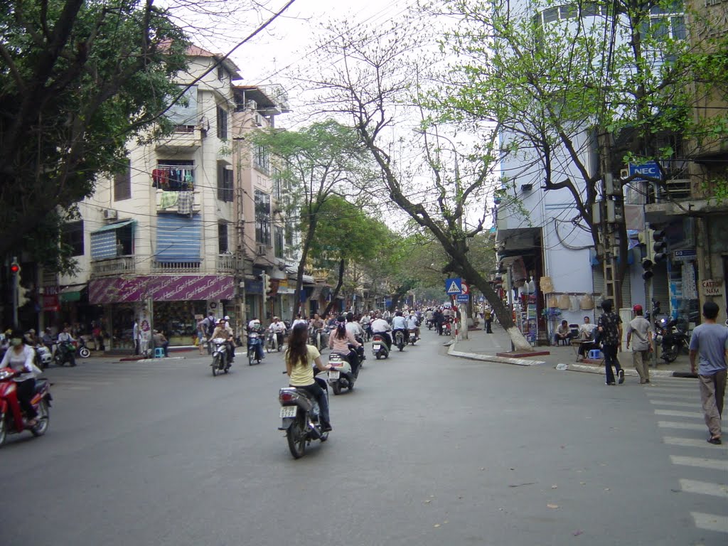 Hanoi old town by riihilato