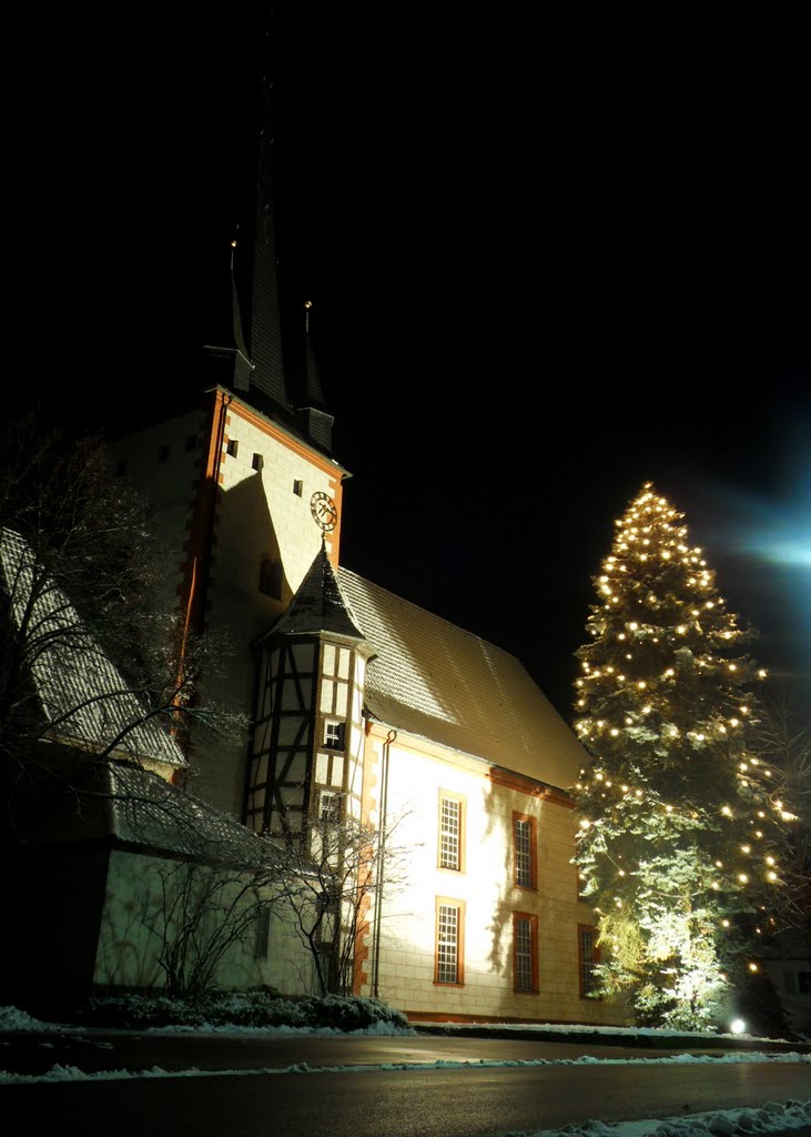 Fechheim, Kirche bei Nacht - Weihnachten 2010 by th81