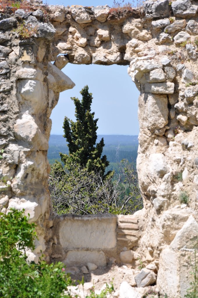 Eygalières,provence,france by vincent mahieu