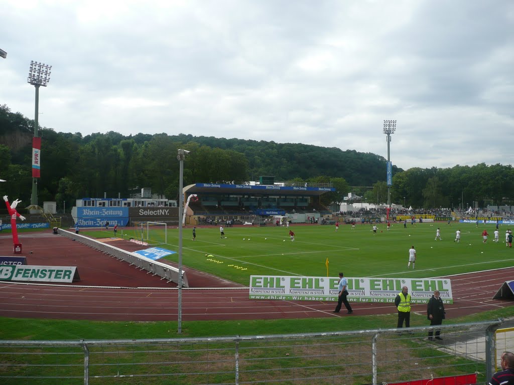 Stadion Oberwerth - Haupttribüne by www.groundlager.de