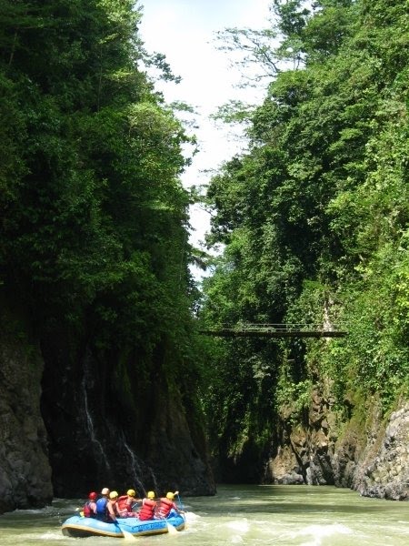 Pacaure River Rafting trip by GreenFrogAdventures