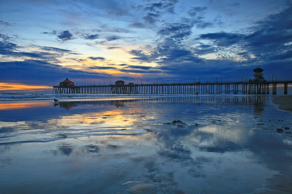 Huntington Beach Pier ...03.06.07.©.rc by Richard Campbell