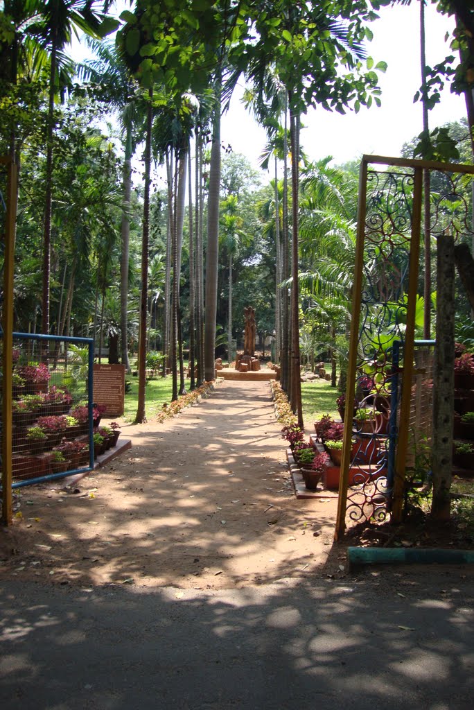 Botanical Garden PUDUCHERRY by RAGU LEO