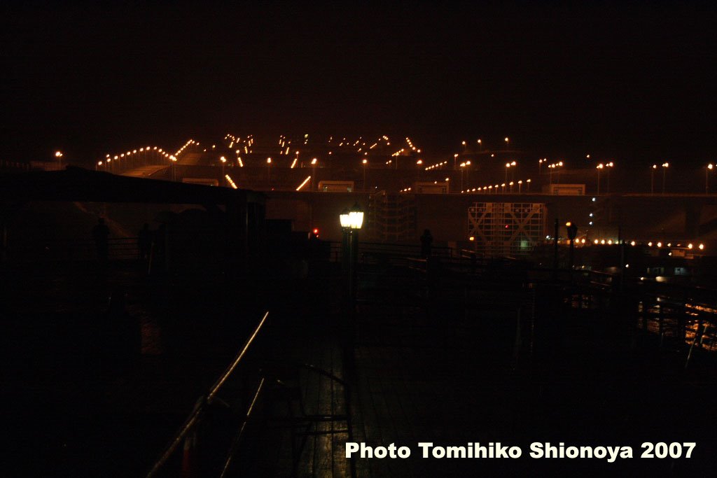 Three Gorges Dam 三峡ダム Sep-2007 by Tomihiko Shionoya