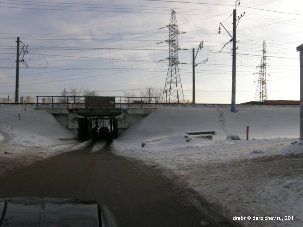 Ochackovo-Matveyevskoye District, Moscow, Russia by drebr © derbichev.ru