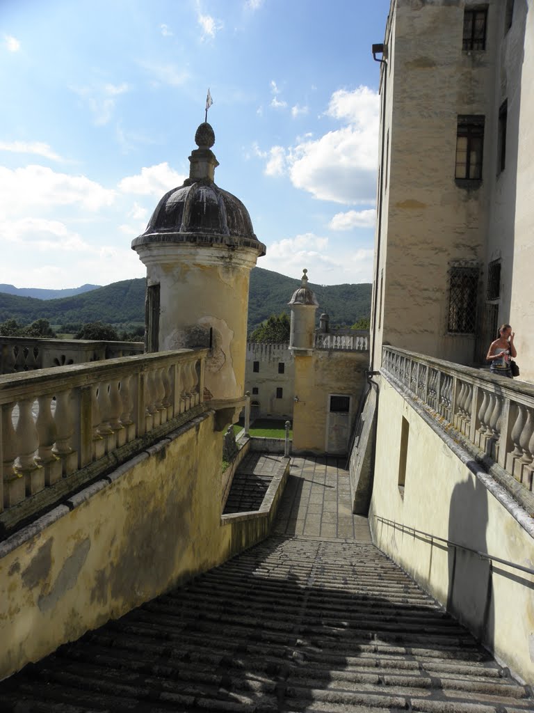 Battaglia Terme - Castello del Cataio - Scalinata by Willyco