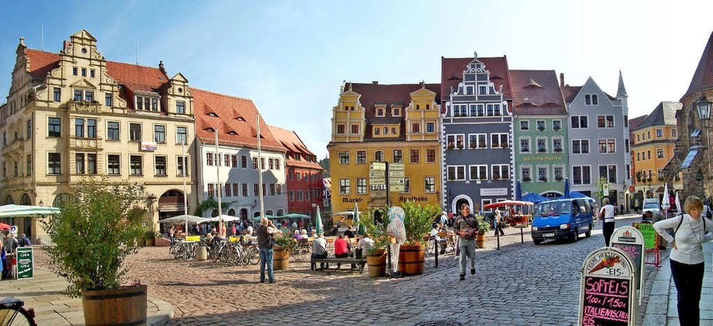 Marktplatzpanorama mit Markt-Apotheke (1560 eröffnet) by Rudolf Henkel