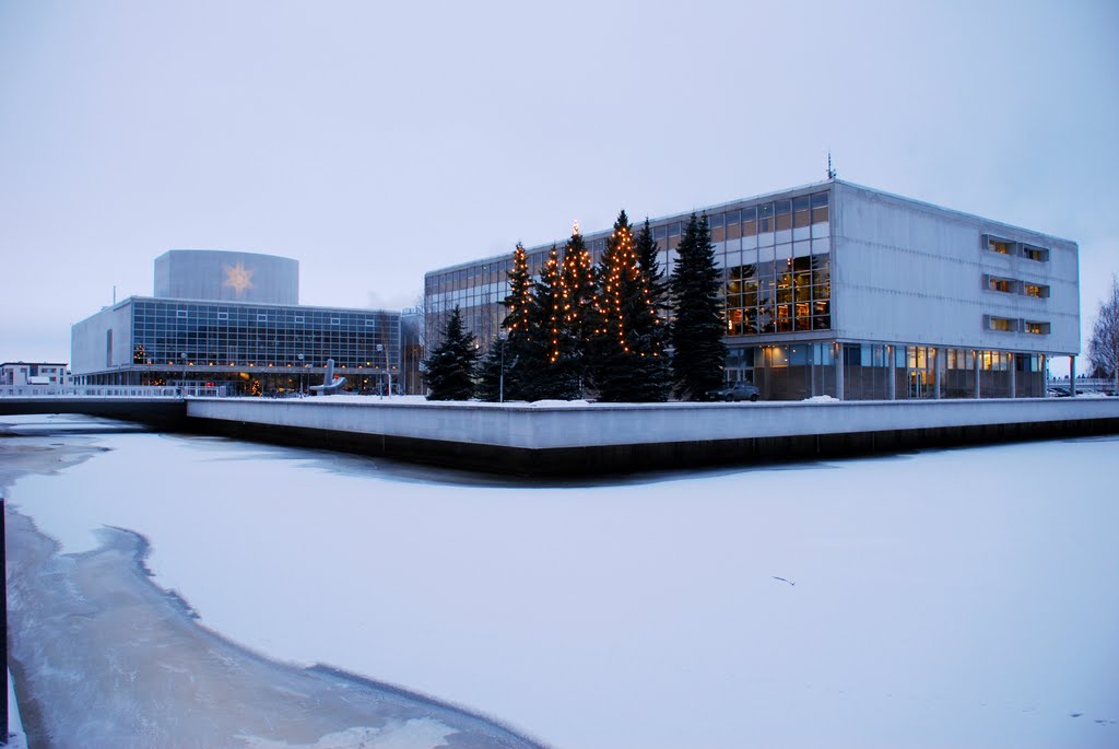 Biblioteca i Auditori by Frederic Baiges