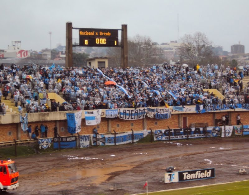 Geral do Grêmio - Estadio Atilio Paiva Oliveira (Tribuna Norte) by leonarctico