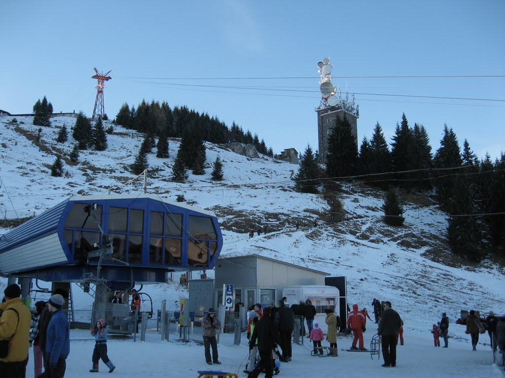 Sinaia, Romania by Emilian Slavu