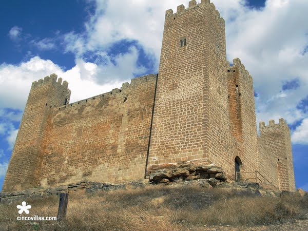 Castillo de Sádaba. by Peperamón