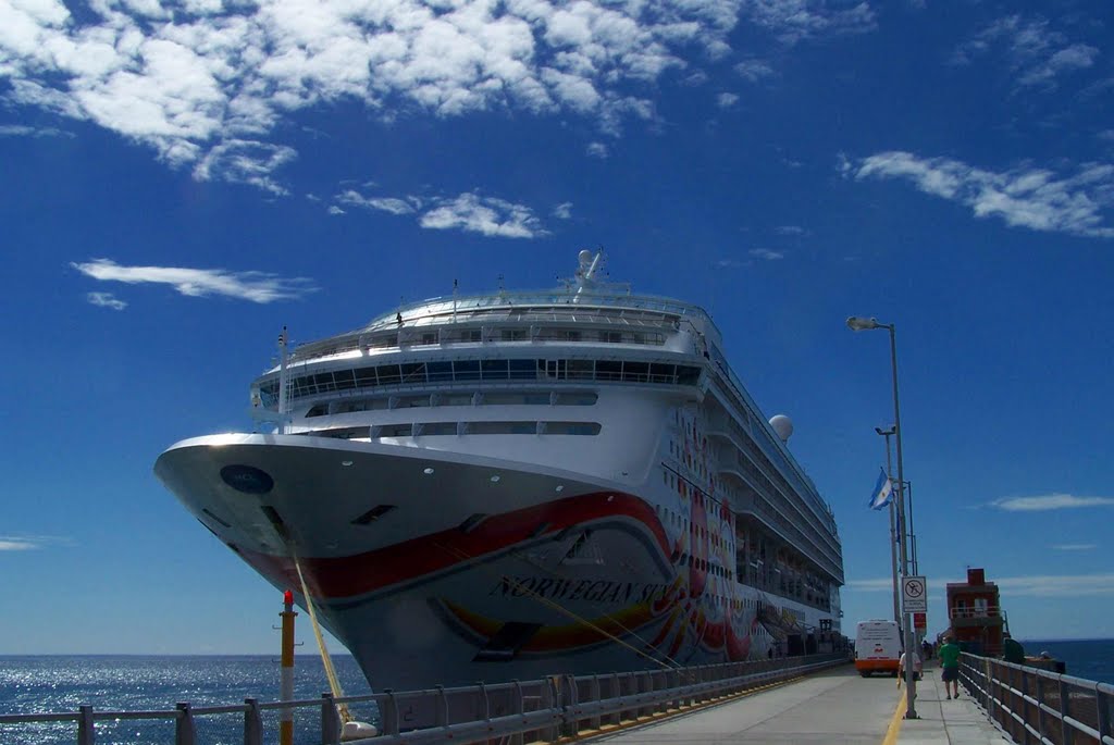 The Sun in Madryn by Steve Christy