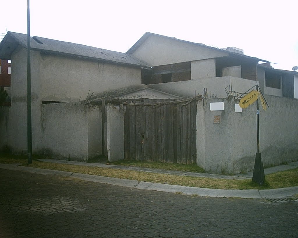 Casa Abandonada en la Virgen by ~☂JENNY☂~