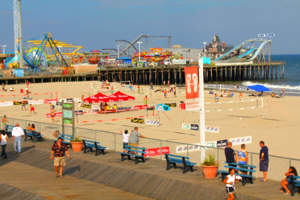 Casino Pier & the Beach by Smudge913