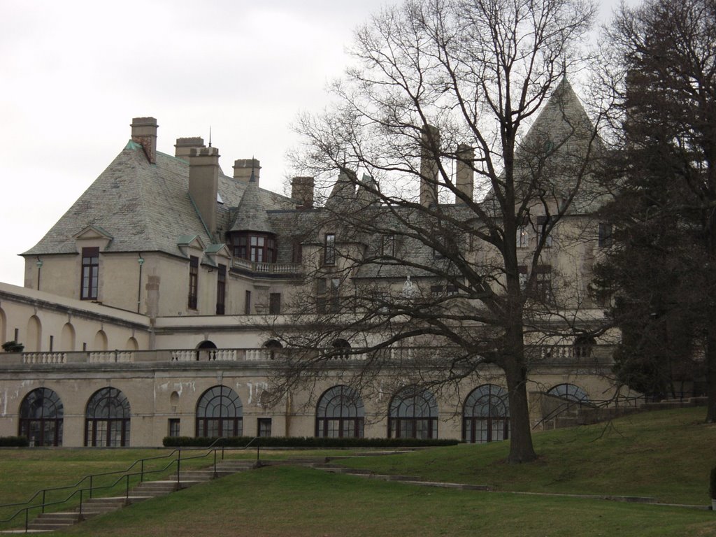 Oheka Castle, Long Island, NY by Hank Waxman