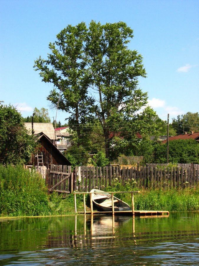 Посёлок Красная Ушна (The Krasnaya Ushna village) by Natasha Fisher