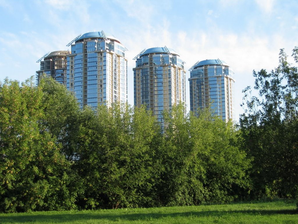 Skyscrapers in Matveevskoe 1 by Yustas