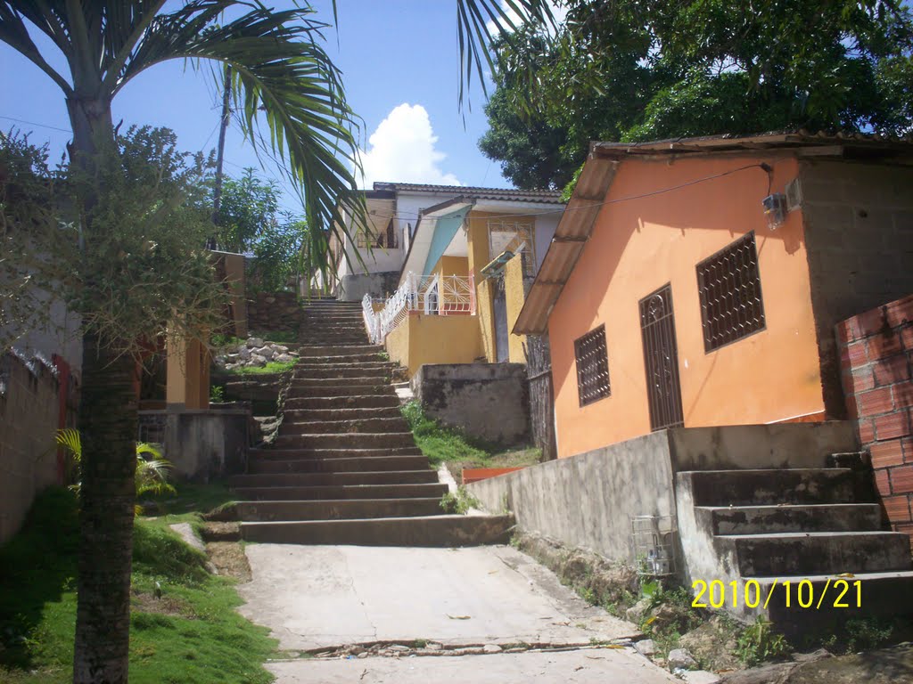 Calle de escalones barrio real by carlos ojeda ariza