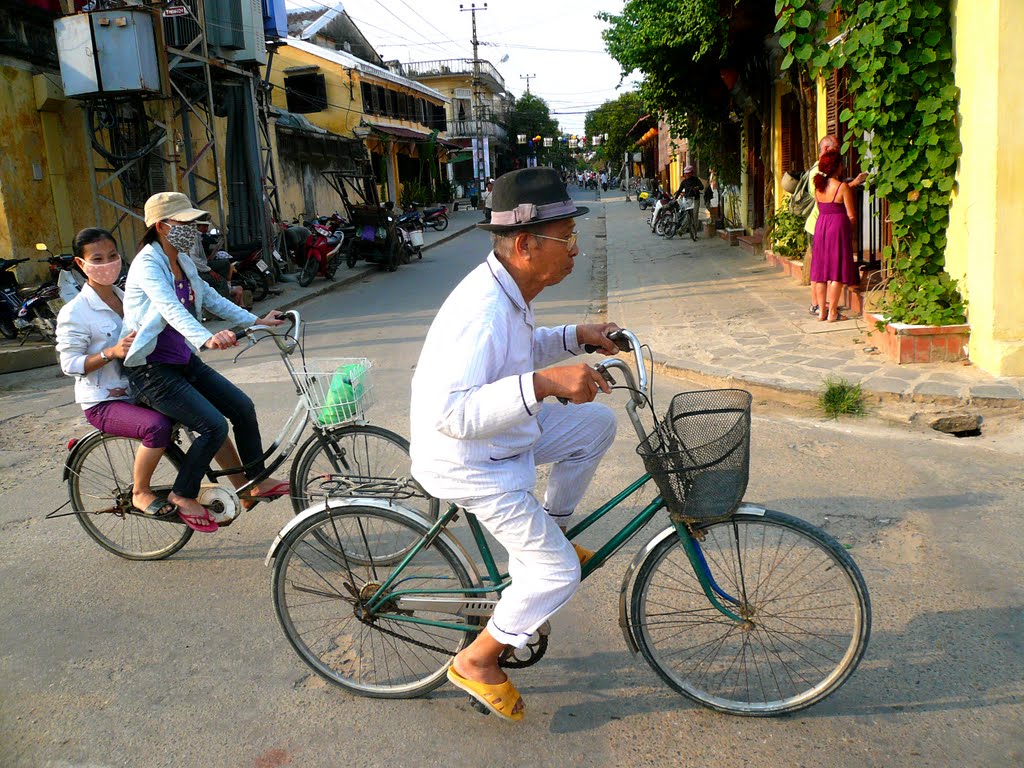 VIET NAM 03 2009 "à HOI AN la bicyclette est reine" by ¤¤¤ DanyFischer ¤¤¤