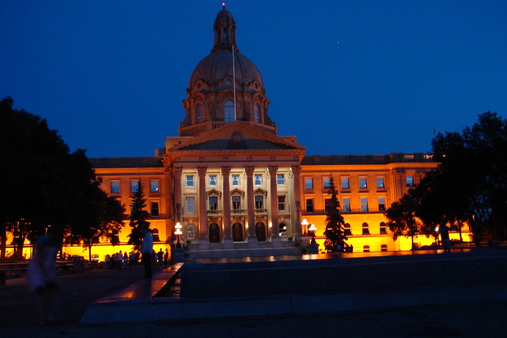 Alberta legislature by Warren Berg