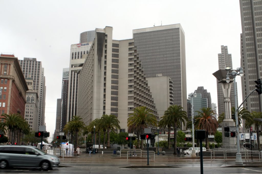 El distrito financiero de San Francisco desde la avenida del Embarcadero, frente al Ferry Building by R Melgar