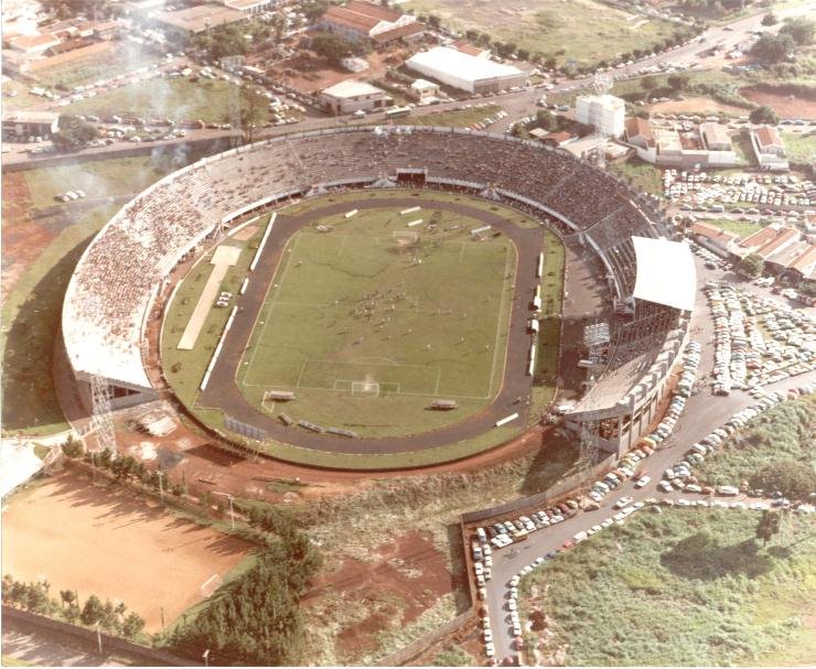 Estadio by mancinao