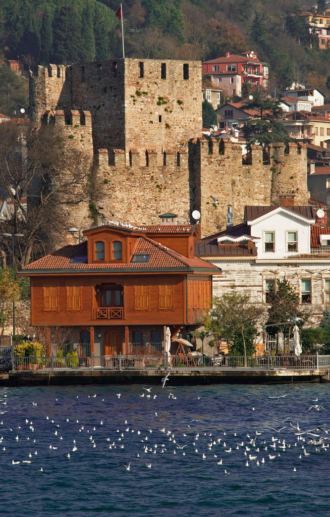 Istanbul-Anadolu Hisarı by marco meynier