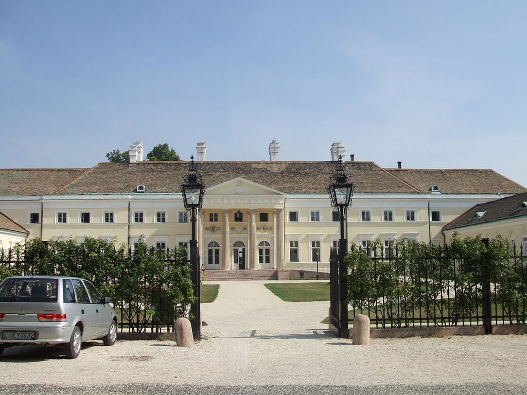 Csákvár, Esterházy - kastély by lecfalvi