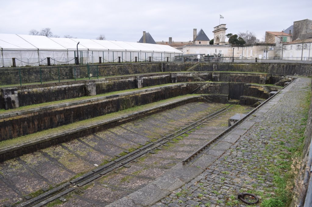 Rochefort-sur-Mer . Forme de radoub Louis XV by bregeon pascal