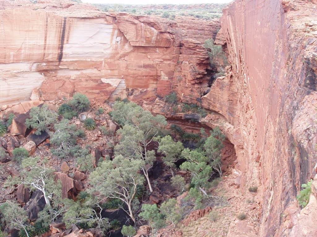 Kings Canyon, Watarrka National Park by Philippe Rapelli