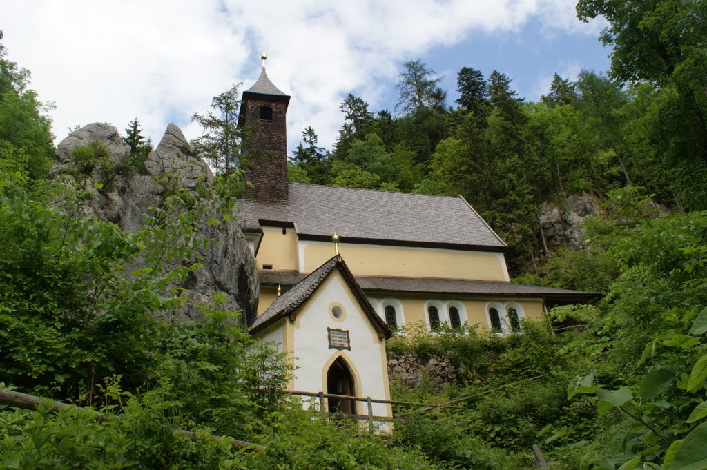 Klobenstein, Wallfahrtsort in den bayerischen Alpen 2010 by Daniel Froschauer