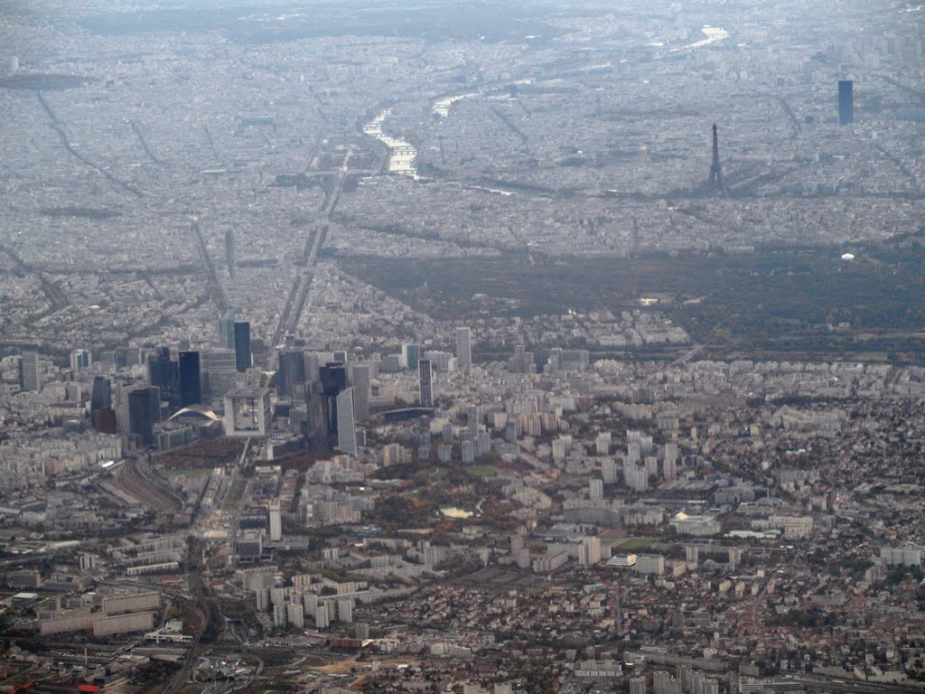 Aerial view of Paris by muxu71