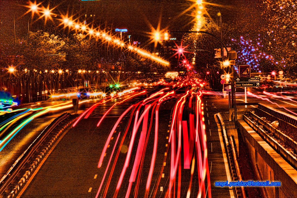 Paseo de la Castellana, Navidad 2010 by Angel Pueblas de la …