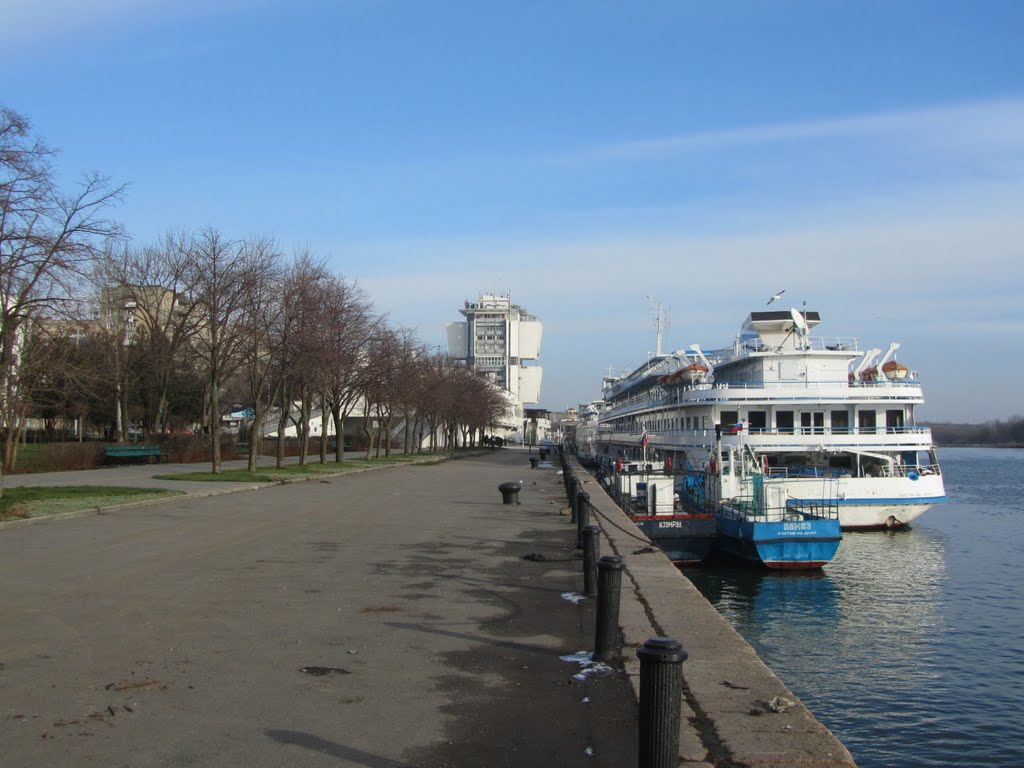 Quay in Rostov-on-Don / Набережная в Ростове-на-Дону by Valentine Verchenko