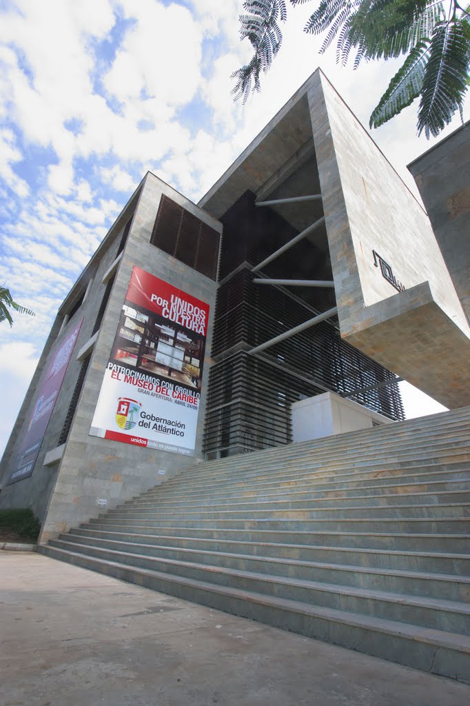 Museo del Caribe - Entrada Principal by Edison Colina